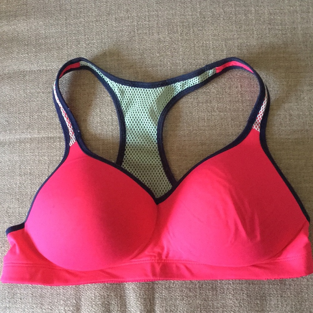 Sports bra